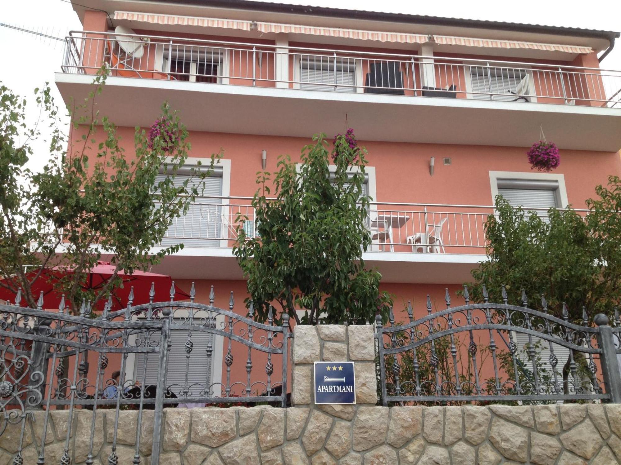 Villa Mirjana Dramalj Exterior foto