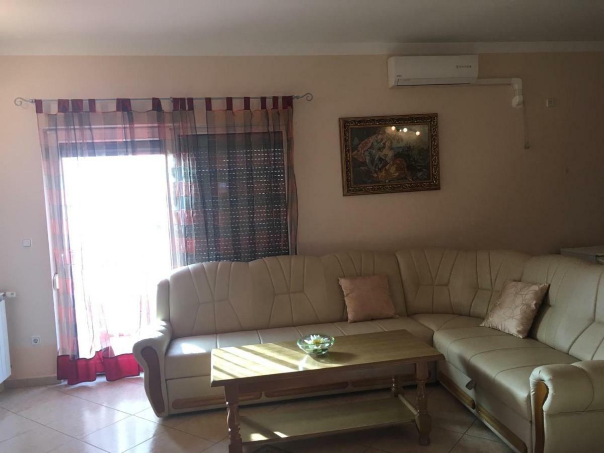 Villa Mirjana Dramalj Exterior foto