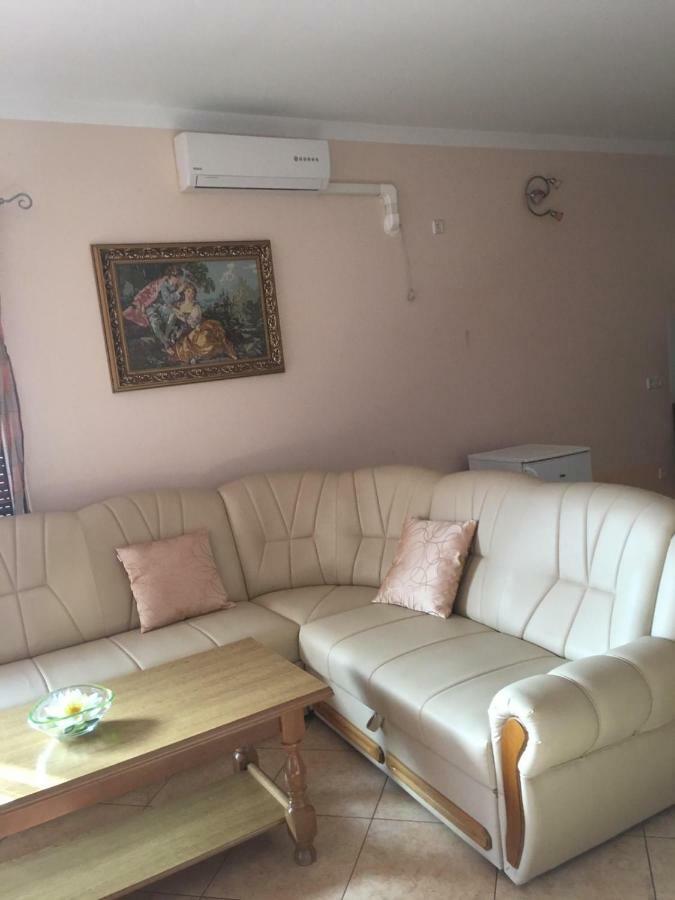 Villa Mirjana Dramalj Exterior foto